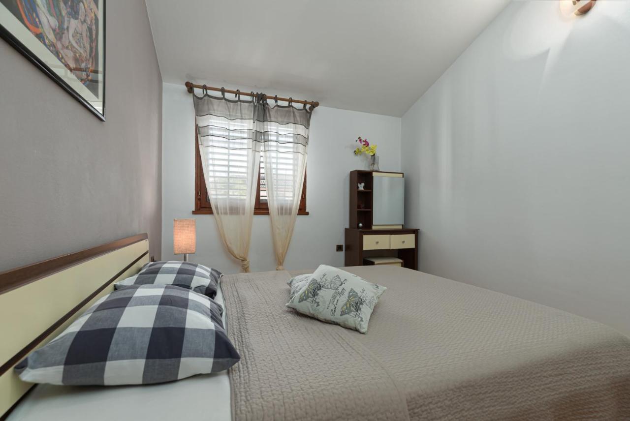 Biba Lux Apartment Porec Exterior photo